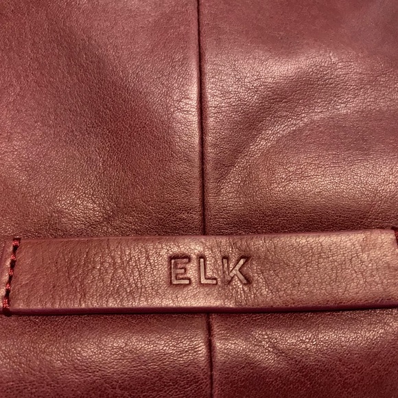 Elk Gronholt Pouch Bag in cherise/magenta - Picture 6 of 8